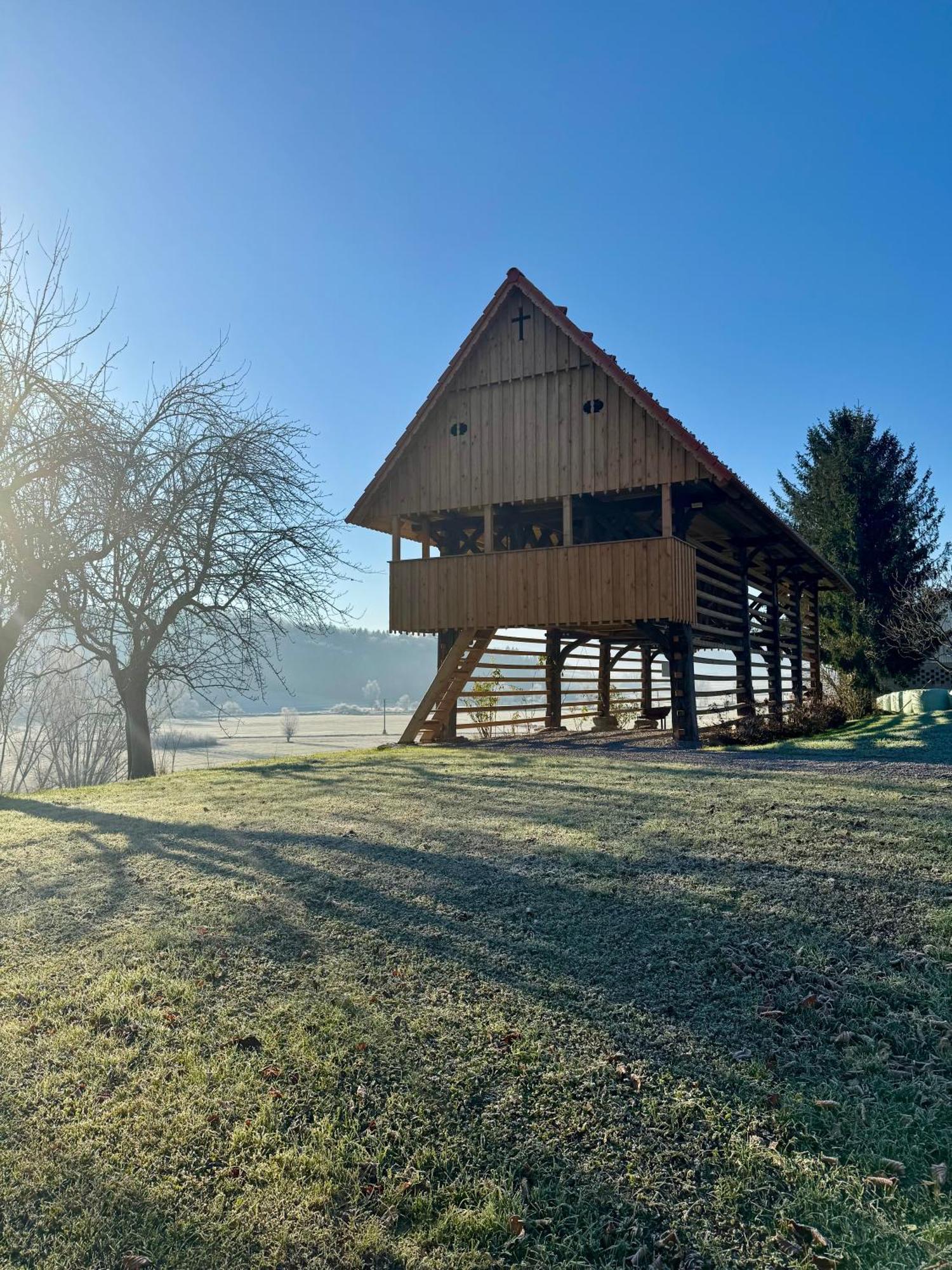 Mokronog Homestead At Stefka'S מראה חיצוני תמונה